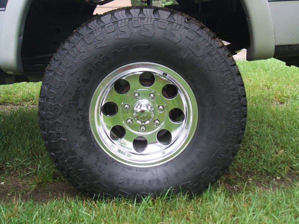 Kumho Kl78