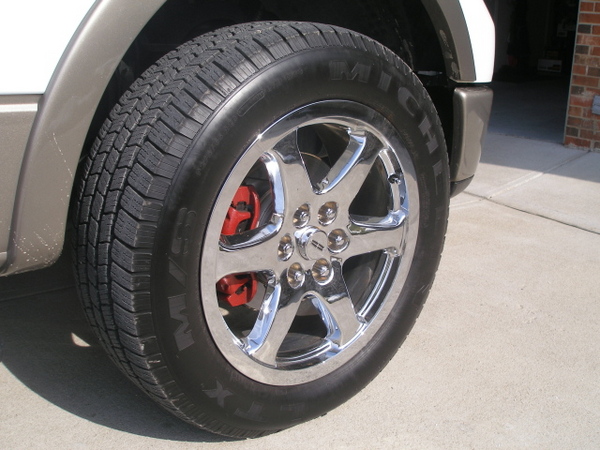 roush wheel center caps