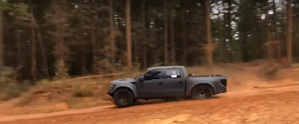 f150online.com First-Generation Raptor Does Two Back-to-Back Jumps