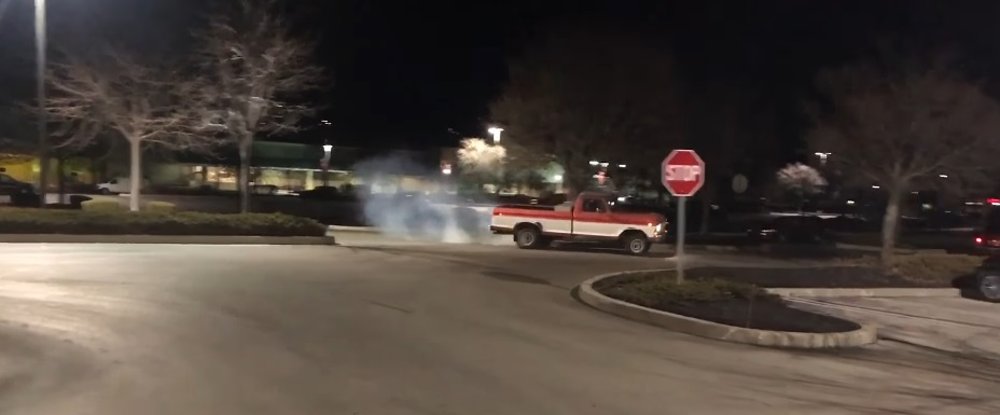 Ford F-150 Burnout