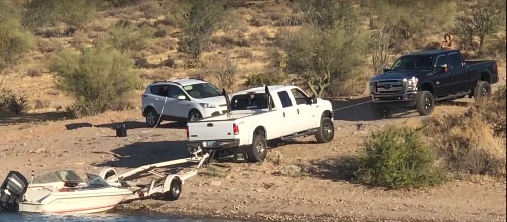 f150online.com Ford F-350 Rescues Stuck F-250...But Not Its Boat